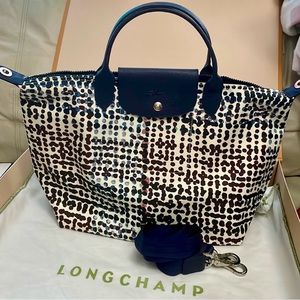Price drop‼️‼️Authentic Longchamp Two Way Rare Bag💙